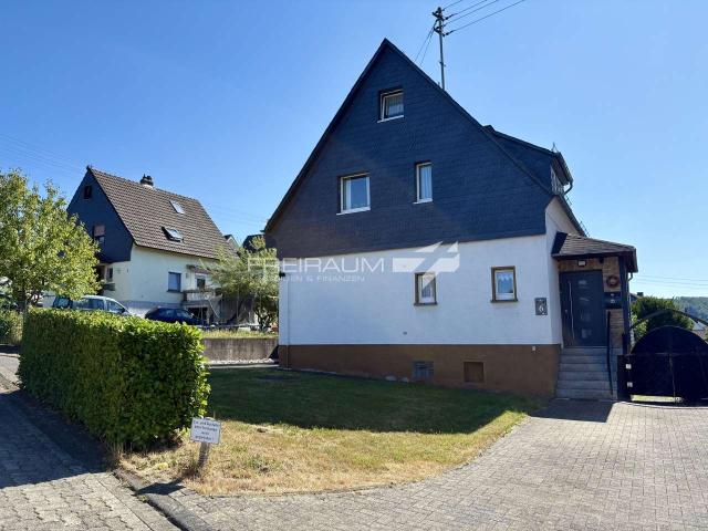 Haus zum Kaufen in Herdorf 289.000,00 EUR 181 m²