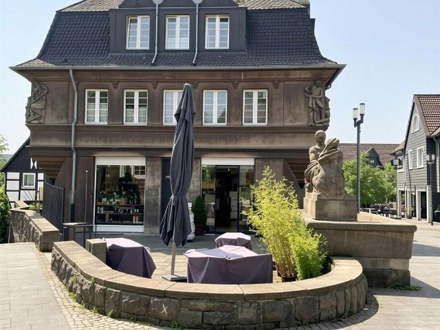 Haus zum Kaufen in Herdecke 1.650.000,00 EUR 516.5 m²
