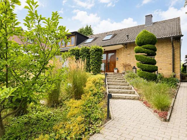 Haus zum Kaufen in Herdecke 749.000,00 EUR 207.49 m²