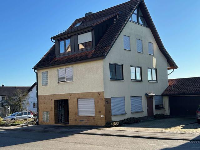 Haus zum Kaufen in Herrenberg 448.000,00 EUR 220 m²