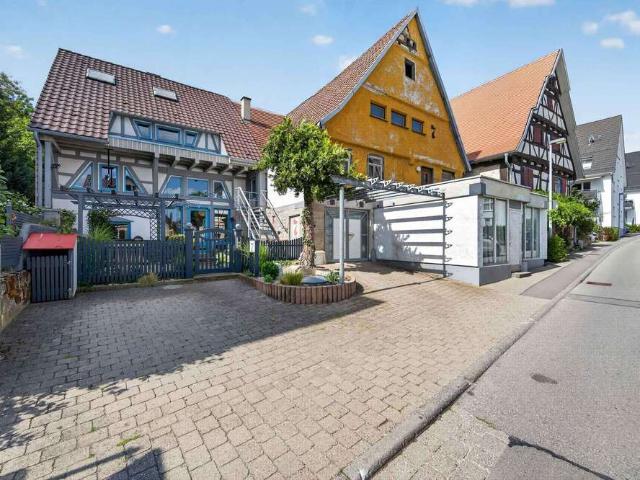 Haus zum Kaufen in Herrenberg 535.000,00 EUR 215 m²