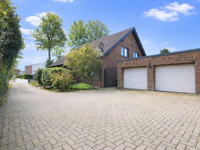Haus zum Kaufen in Herten 549.000,00 EUR 257 m²