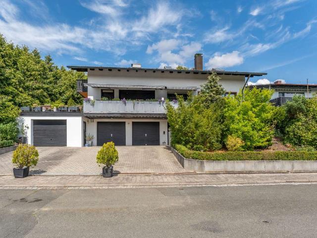 Haus zum Kaufen in Herzogenaurach 599.000,00 EUR 200 m²