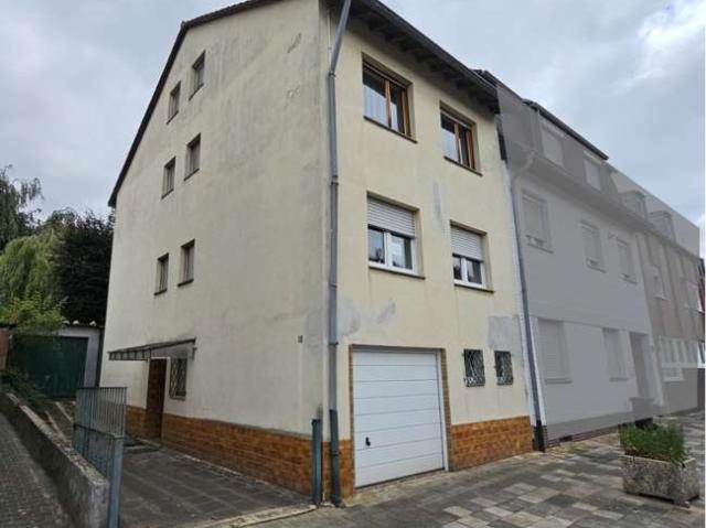 Haus zum Kaufen in Herzogenrath 290.000,00 EUR 104 m²