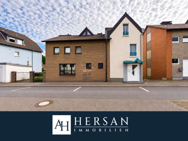Haus zum Kaufen in Herzogenrath 379.000,00 EUR 229 m²