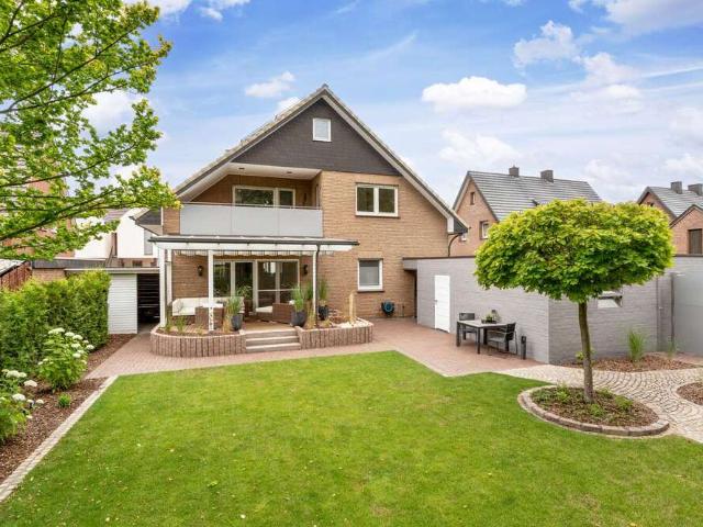 Haus zum Kaufen in Herzebrock 649.000,00 EUR 216 m²