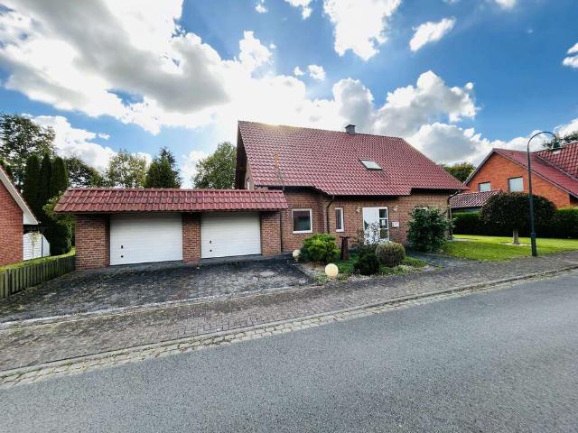 Haus zum Kaufen in Hespe 379.000,00 EUR 175.92 m²