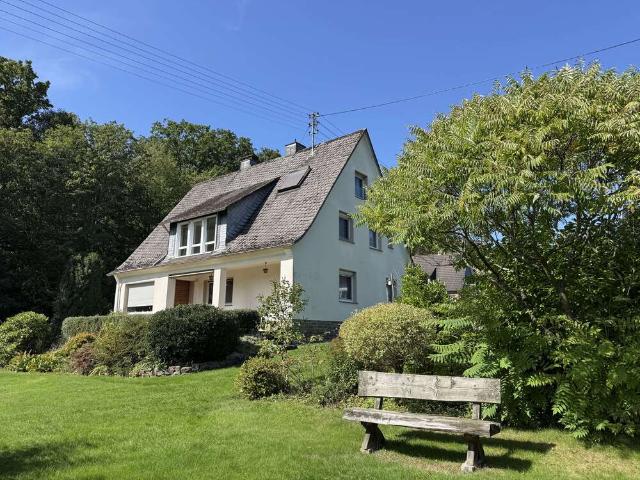 Haus zum Kaufen in Hilchenbach 350.000,00 EUR 181 m²