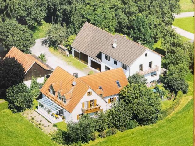 Haus zum Kaufen in Hilgershausen Tandern 690.000,00 EUR 380 m²