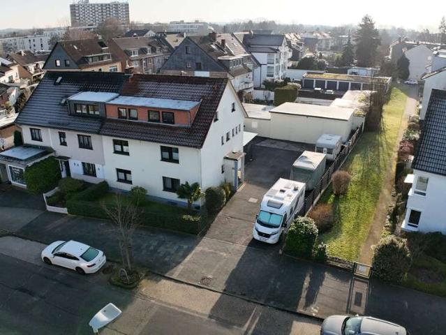 Haus zum Kaufen in Hilden 799.999,00 EUR 285 m²