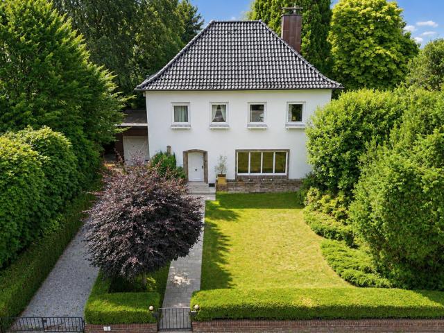Haus zum Kaufen in Hilden 895.000,00 EUR 210 m²