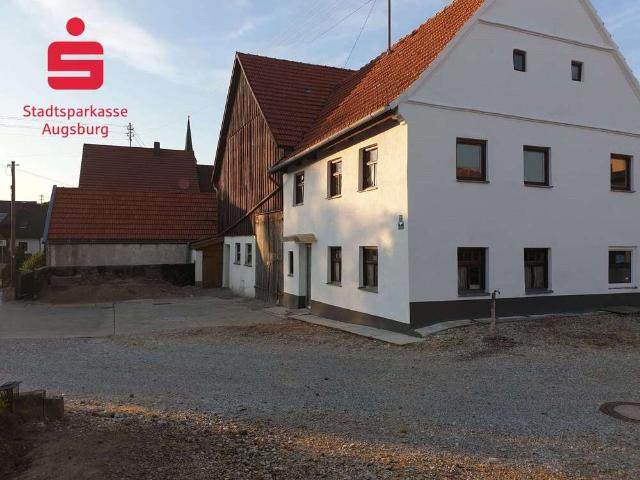Haus zum Kaufen in Hiltenfingen 945.000,00 EUR 204 m²