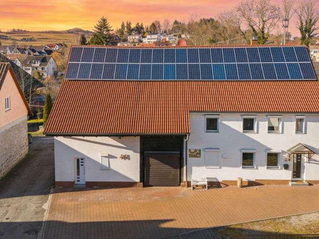 Haus zum Kaufen in Hilzingen 549.000,00 EUR 215 m²