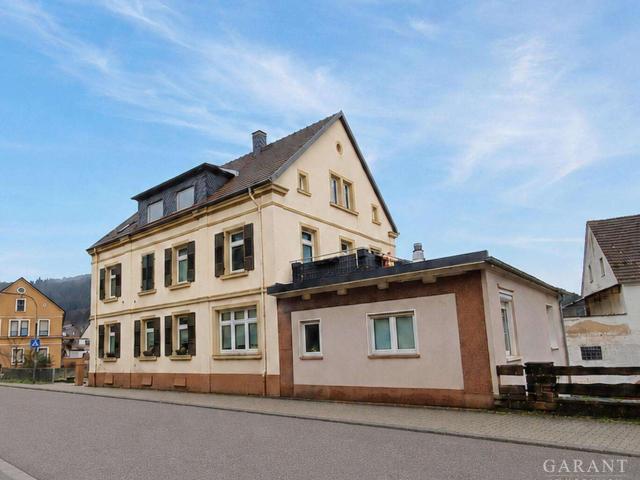 Haus zum Kaufen in Hinterweidenthal 400.000,00 EUR 390 m²