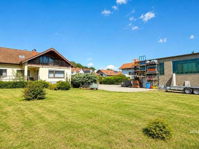 Haus zum Kaufen in Hüttlingen 850.000,00 EUR 201.13 m²