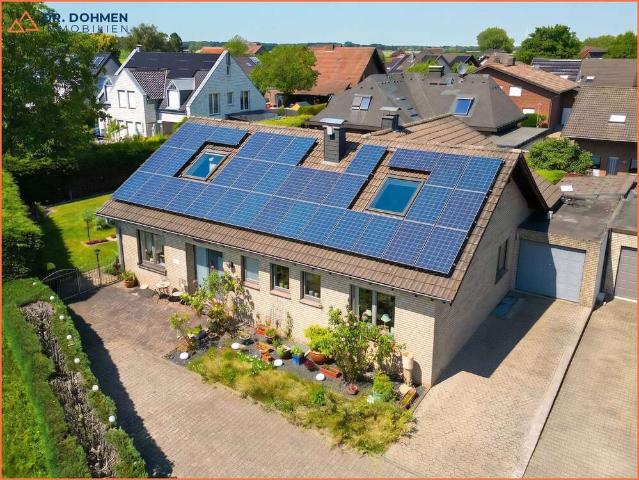Haus zum Kaufen in Hückelhoven 389.000,00 EUR 122 m²