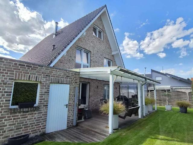 Haus zum Kaufen in Hückelhoven Ratheim 389.000,00 EUR 122 m²