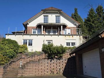 Haus zum Kaufen in Hückeswagen 449.000,00 EUR 242 m²