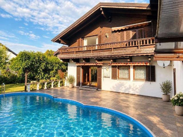 Haus zum Kaufen in Hügelsheim 549.000,00 EUR 188.96 m²