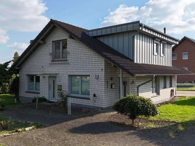 Haus zum Kaufen in Hüllhorst 390.000,00 EUR 95 m²