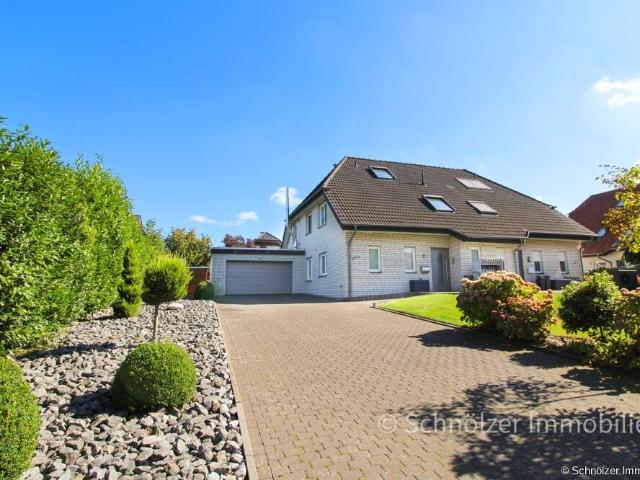 Haus zum Kaufen in Hüllhorst 395.000,00 EUR 157.36 m²