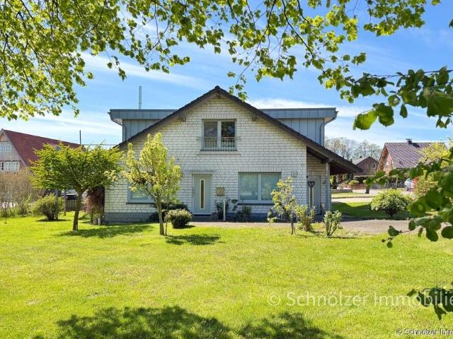 Haus zum Kaufen in Hüllhorst 395.000,00 EUR 202 m²