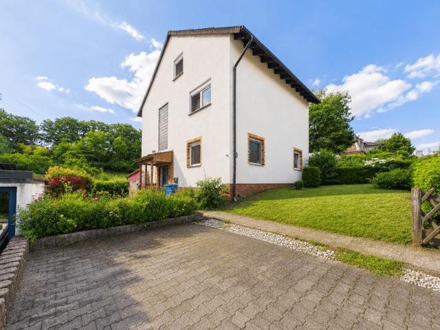 Haus zum Kaufen in Hünstetten 299.000,00 EUR 177.43 m²