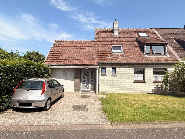 Haus zum Kaufen in Hünxe 345.000,00 EUR 129.24 m²