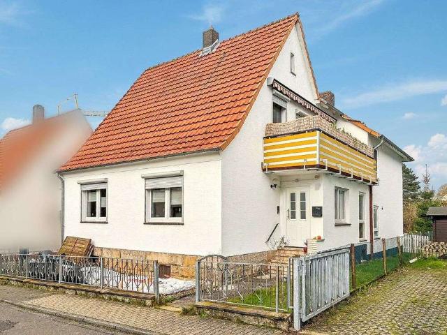 Haus zum Kaufen in Immenhausen 274.000,00 EUR 180 m²