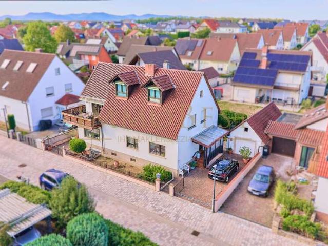 Haus zum Kaufen in Insheim 479.000,00 EUR 220 m²
