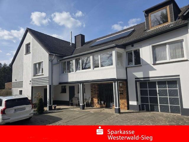 Haus zum Kaufen in Idelberg 365.000,00 EUR 246 m²