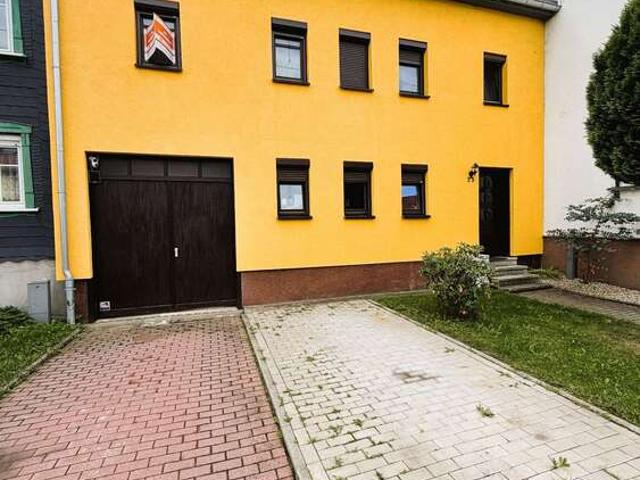 Haus zum Kaufen in Ilmenau 285.000,00 EUR 166 m²
