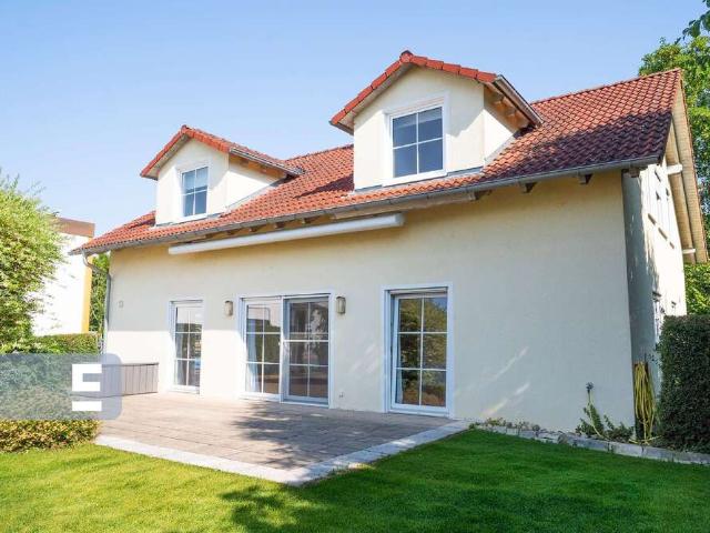 Haus zum Kaufen in Ilsfeld 595.000,00 EUR 200 m²