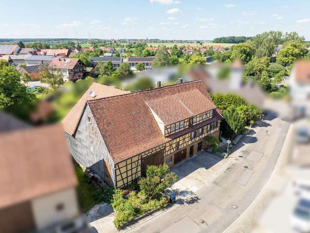 Haus zum Kaufen in Ilshofen Eckartshausen 399.000,00 EUR 254 m²