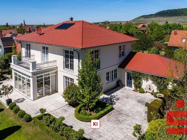 Haus zum Kaufen in Iphofen 1.950.000,00 EUR 360.55 m²