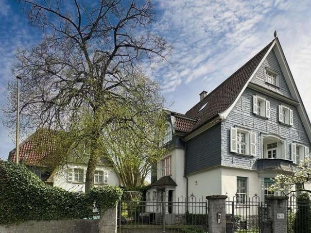 Haus zum Kaufen in Iserlohn 999.950,00 EUR 409.5 m²