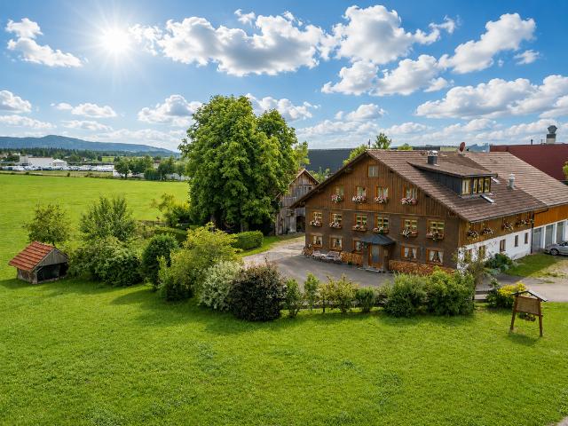 Haus zum Kaufen in Isny im Allgäu 1.000.000,00 EUR 474.75 m²