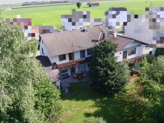 Haus zum Kaufen in Jengen 599.000,00 EUR 208 m²