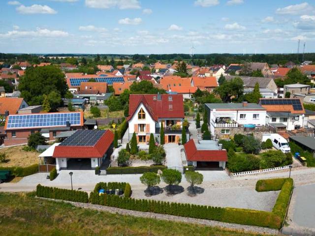 Haus zum Kaufen in Jerichow 850.000,00 EUR 378 m²