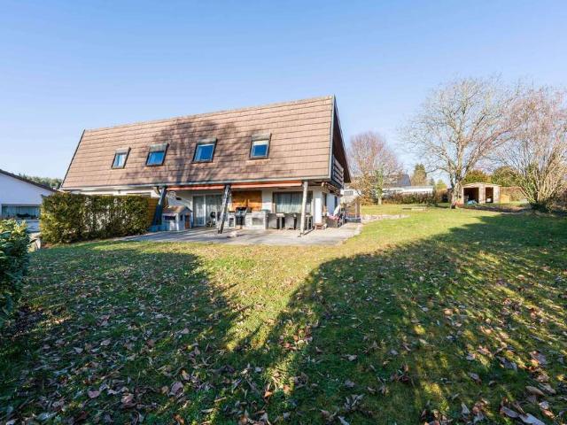 Haus zum Kaufen in Jestetten 649.000,00 EUR 196 m²