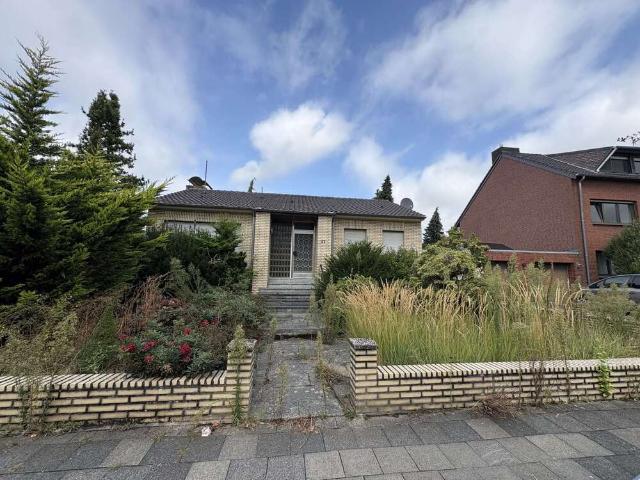 Haus zum Kaufen in Jüchen Hochneukirch 298.000,00 EUR 100 m²