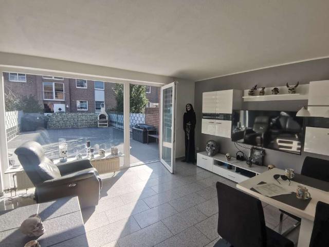 Haus zum Kaufen in Jüchen 349.000,00 EUR 125 m²