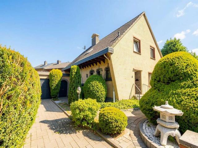 Haus zum Kaufen in Jüchen 389.000,00 EUR 116 m²