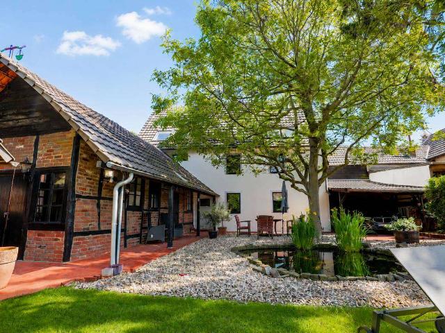 Haus zum Kaufen in Jüchen 598.000,00 EUR 213 m²