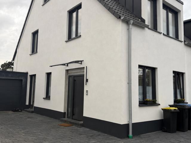 Haus zum Kaufen in Jüchen 685.000,00 EUR 152 m²