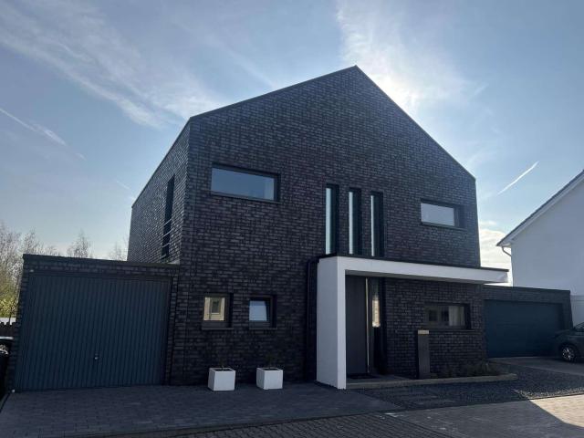 Haus zum Kaufen in Juechen 889.000,00 EUR 152 m²