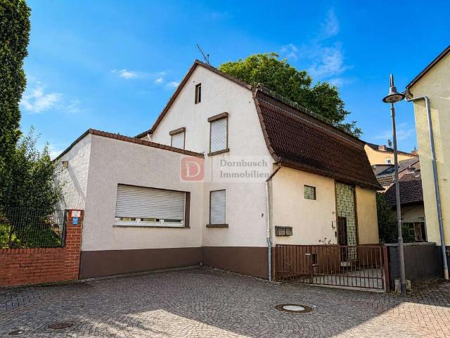 Haus zum Kaufen in Ober Wöllstadt 299.000,00 EUR 349 m²