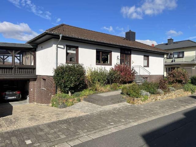 Haus zum Kaufen in Ober Mörlen 490.000,00 EUR 147 m²