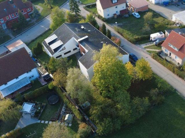 Haus zum Kaufen in Obernzenn 375.000,00 EUR 415 m²
