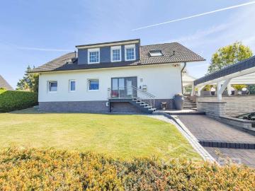 Haus zum Kaufen in Obernkirchen 389.000,00 EUR 230 m²